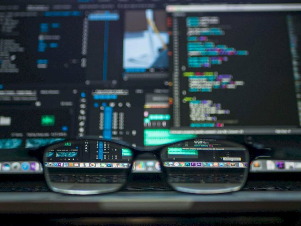 CTO’s Perspective on Overcoming Data Challenges with AI and Governance